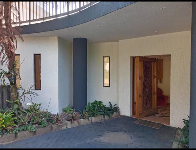 3 BEDROOM HOUSE FOR SALE IN SCOTTBURGH SOUTH